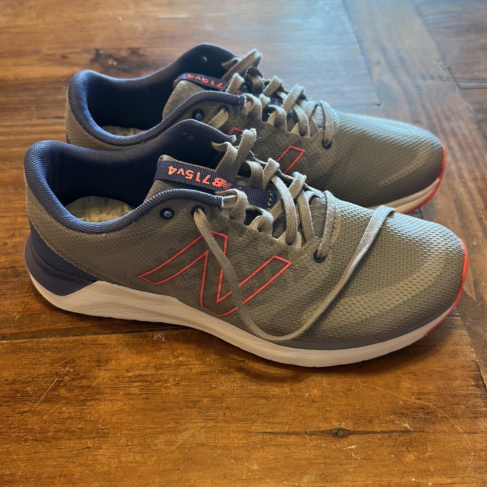 New Balance 715v4
